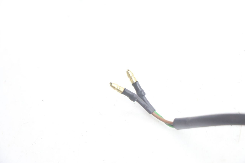 photo de LUZ MATRICULA PEUGEOT VIVACITY 100 (1999 - 2008) - Detalles de los puntos de fijación