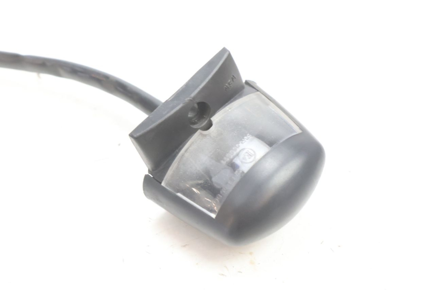 photo de LUZ MATRICULA YAMAHA X-MAX XMAX 125 (2010 - 2013) - Zoom estado de uso