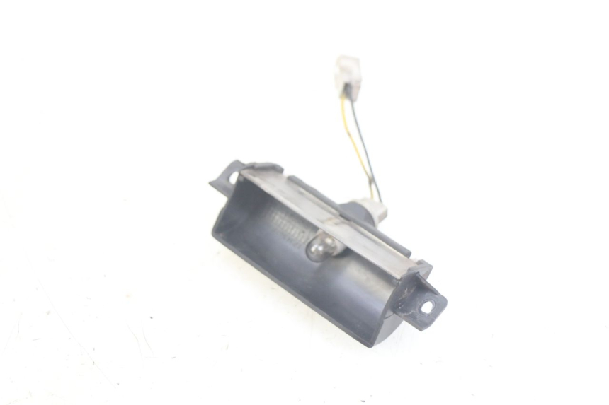 photo de ILUMINACIóN DE MATRíCULA PIAGGIO XEVO - X EVO 125 (2007 - 2017) - Detalle de la pieza