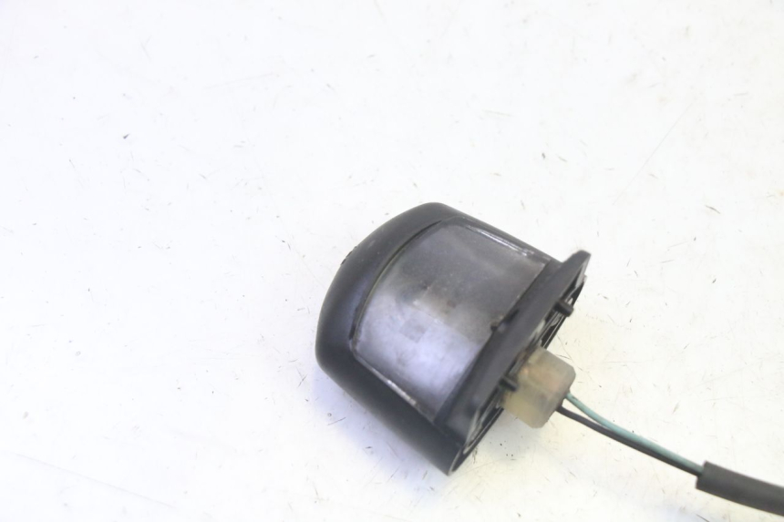 photo de ILUMINACIóN DE MATRíCULA YAMAHA YP MAJESTY 125 (2007 - 2010) - Detalle de la pieza