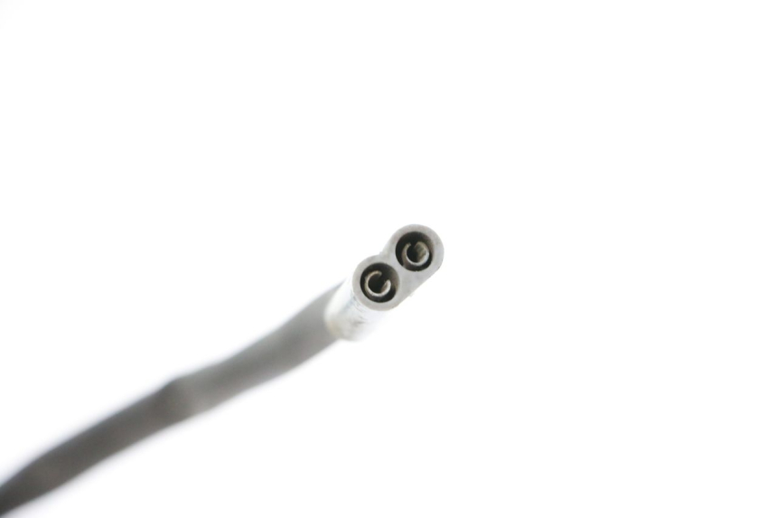 photo de LUZ MATRICULA YAMAHA YP MAJESTY 125 (1998 - 2001) - Primer plano técnico