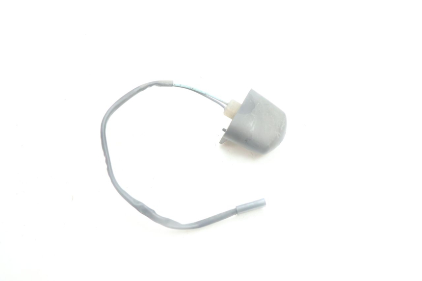 photo de LUZ MATRICULA YAMAHA YP MAJESTY 125 (2002 - 2006) - Otra perspectiva