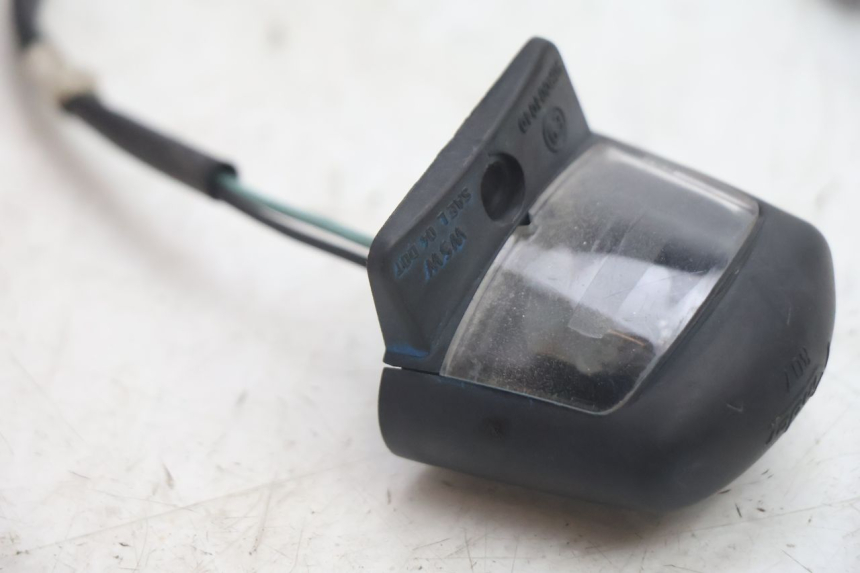 photo de LUZ MATRICULA YAMAHA YP MAJESTY 125 (2002 - 2006) - Primer plano técnico