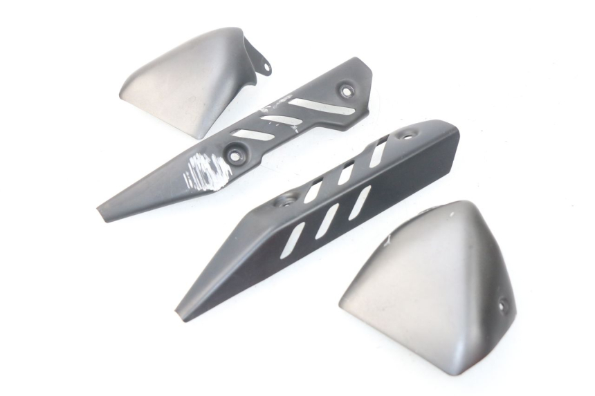 photo de RADIADOR CUBIERTA MV AGUSTA BRUTALE R WALLY 910 (2008 - 2008) - Vista principal