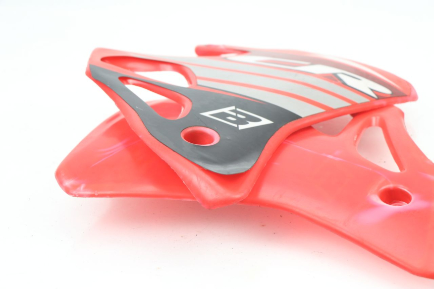 photo de RADIADOR CUBIERTA HONDA CR 125 (1989 - 1991) - Detalle de la pieza