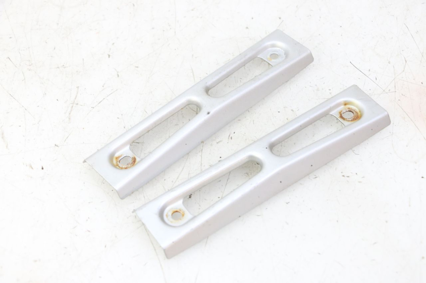 photo de RADIADOR CUBIERTA YAMAHA FZ6 FAZER S2 600 (2007 - 2011) - Otra perspectiva