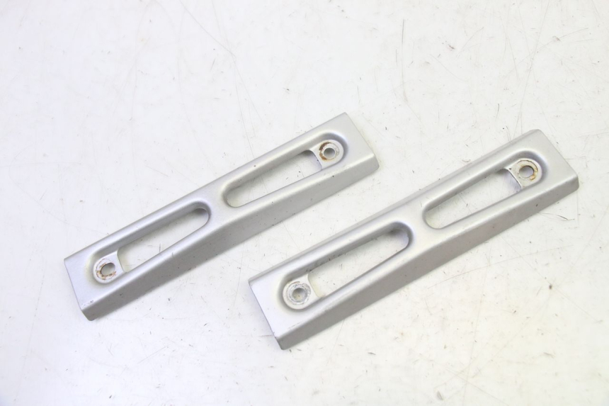 photo de RADIADOR CUBIERTA YAMAHA FZ6 N FAZER 600 (2004 - 2006) - Vista principal