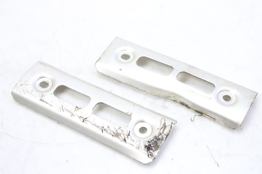 photo de TAPA DEL RADIADOR YAMAHA FZS FAZER 600 (1998 - 2001) - Vista principal