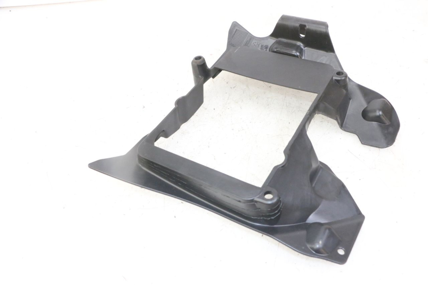 photo de RADIADOR CUBIERTA PIAGGIO IE MP3 YOURBAN 300 (2011 - 2016) - Zoom estado de uso