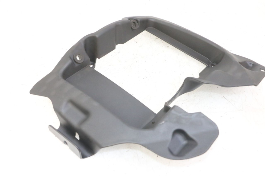 photo de RADIADOR CUBIERTA PIAGGIO IE MP3 YOURBAN 300 (2011 - 2016) - Primer plano técnico