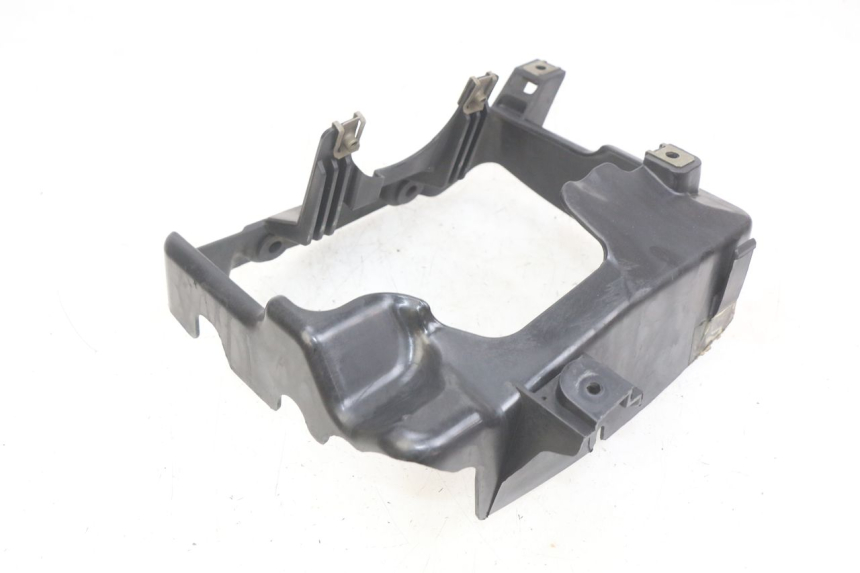 photo de REJILLA DEL RADIADOR APRILIA SCARABEO LIGHT 125 (2007 - 2011) - Detalle de la pieza