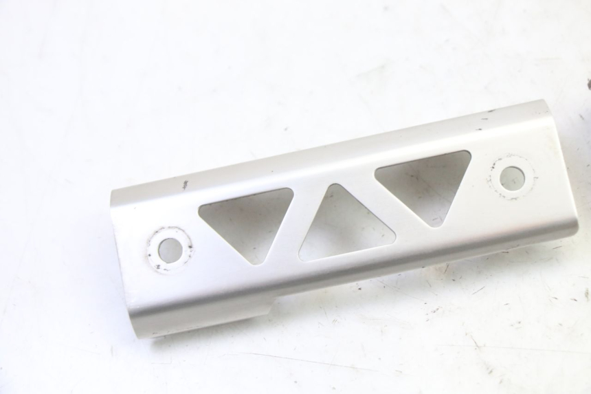 photo de RADIADOR CUBIERTA SUZUKI SV S 650 (2003 - 2009) - Detalle de la pieza