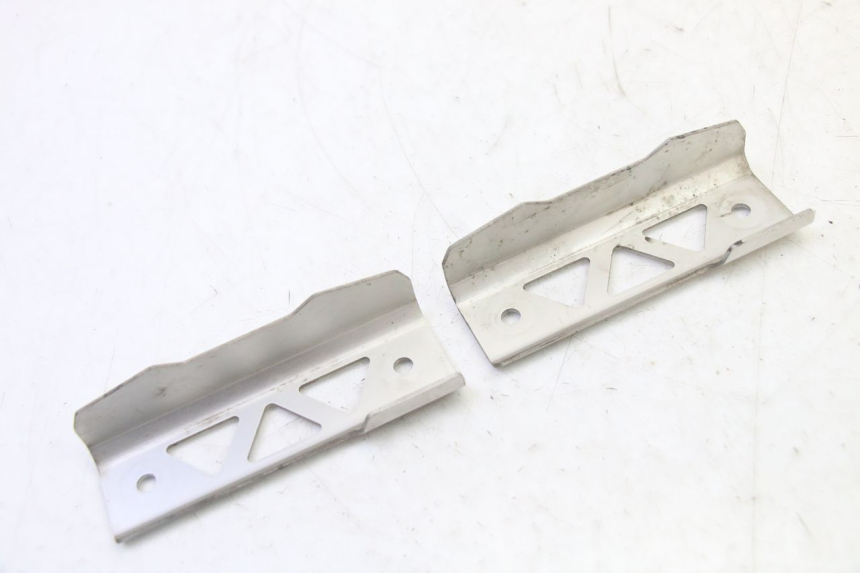 photo de RADIADOR CUBIERTA SUZUKI SV S 650 (2003 - 2009) - Otra perspectiva