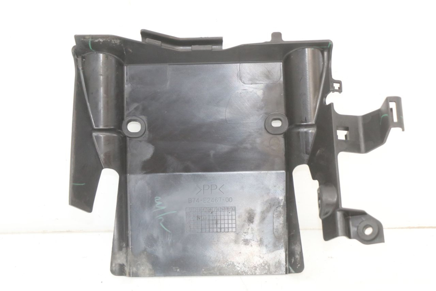 photo de RADIADOR CUBIERTA YAMAHA XMAX X-MAX ABS 125 (2017 - 2020) - Zoom estado de uso