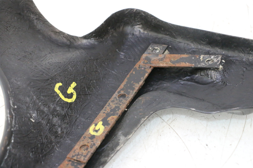 photo de RADIADOR CUBIERTA YAMAHA XJR 1300 (1998 - 2002) - Zoom sobre los componentes