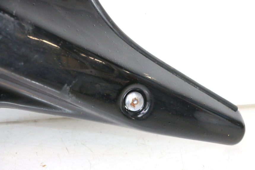 photo de RADIADOR CUBIERTA YAMAHA XJR 1300 (1998 - 2002) - Detalles de los puntos de fijación