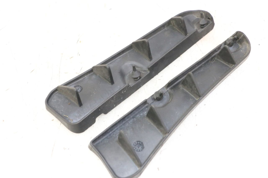 photo de RADIADOR CUBIERTA YAMAHA TRACER 7 700 (2020 - 2024) - Detalle de la pieza