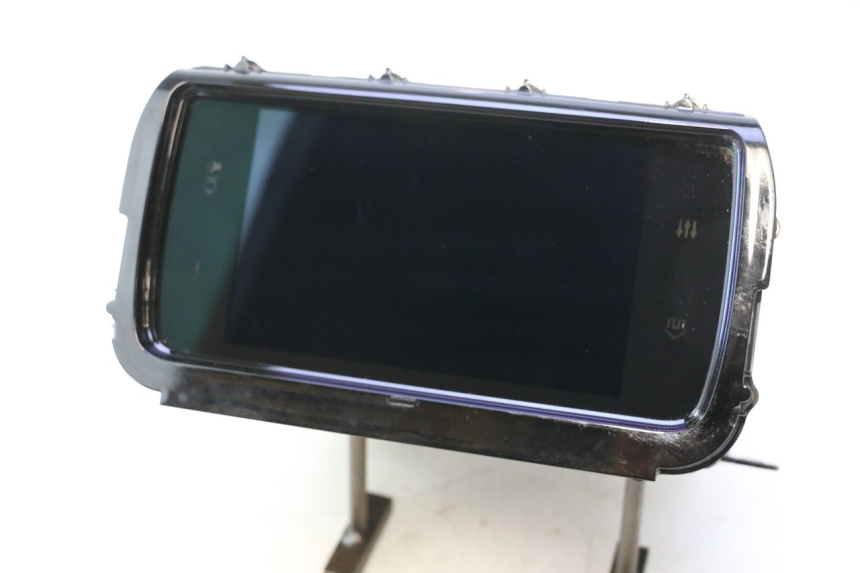 photo de PANTALLA MULTIMEDIA HARLEY DAVIDSON ROAD GLIDE FLTRXSE 1920 (2018 - 2022) - Recambio usado revisado