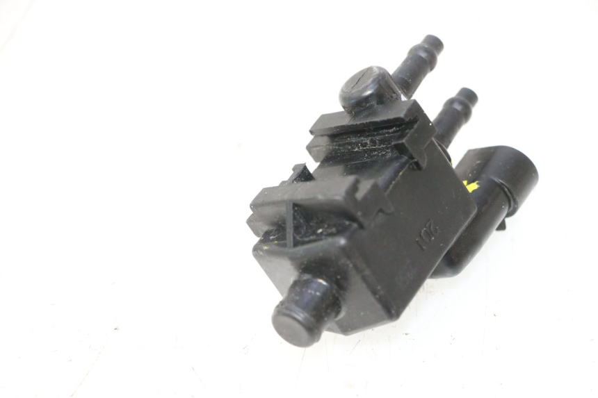 photo de ELECTROVÁLVULA CANISTER HARLEY DAVIDSON ROAD GLIDE FLTRXSE 1920 (2018 - 2022) - Zoom estado de uso