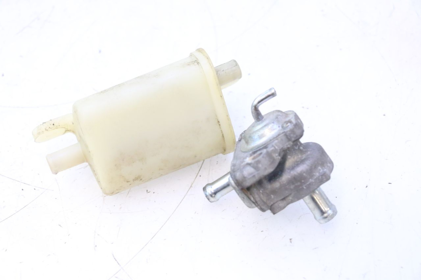 photo de ELECTROVÁLVULA CANISTER YAMAHA YP MAJESTY 125 (2007 - 2010) - Zoom estado de uso