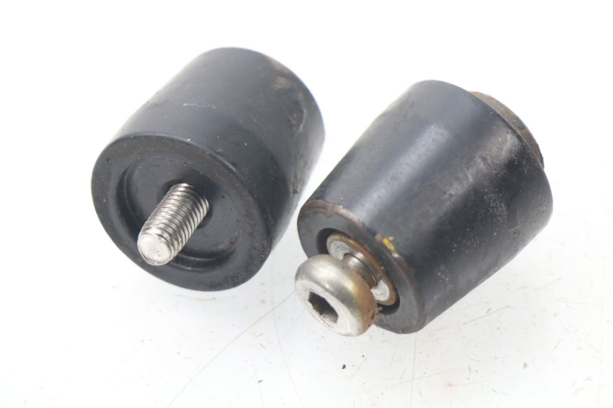 photo de EXTREMOS MANILLAR KYMCO AGILITY CITY 2T 50 (2008 - 2016) - Otra perspectiva