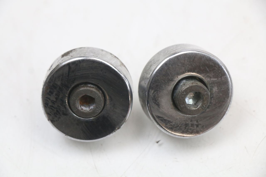 photo de Punta de manillar HYOSUNG GV AQUILA 125 (2000 - 2009) - Detalle de la pieza