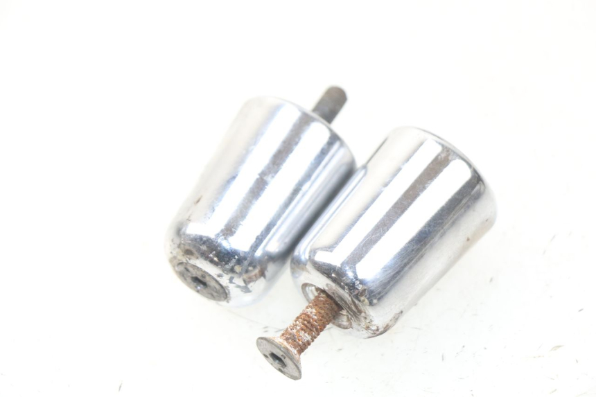 photo de EXTREMOS MANILLAR PIAGGIO CARNABY 125 (2007 - 2011) - Zoom estado de uso