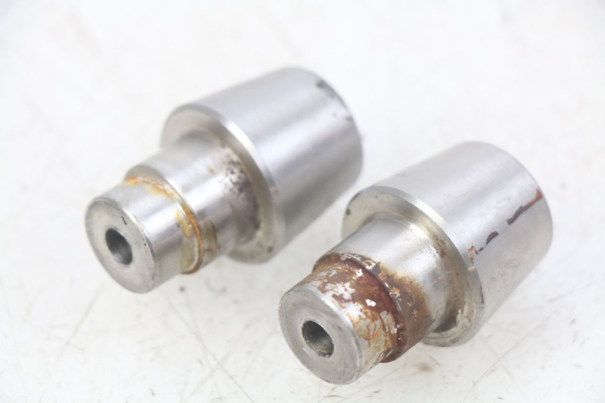 photo de PUNTA DE MANILLAR PEUGEOT CITYSTAR 125 (2011 - 2017) - Detalle de la pieza