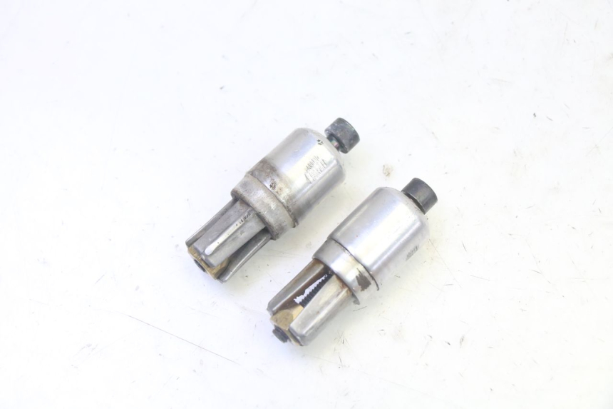 photo de PUNTA DE MANILLAR PEUGEOT ELYSTAR 50 (2002 - 2014) - Primer plano técnico