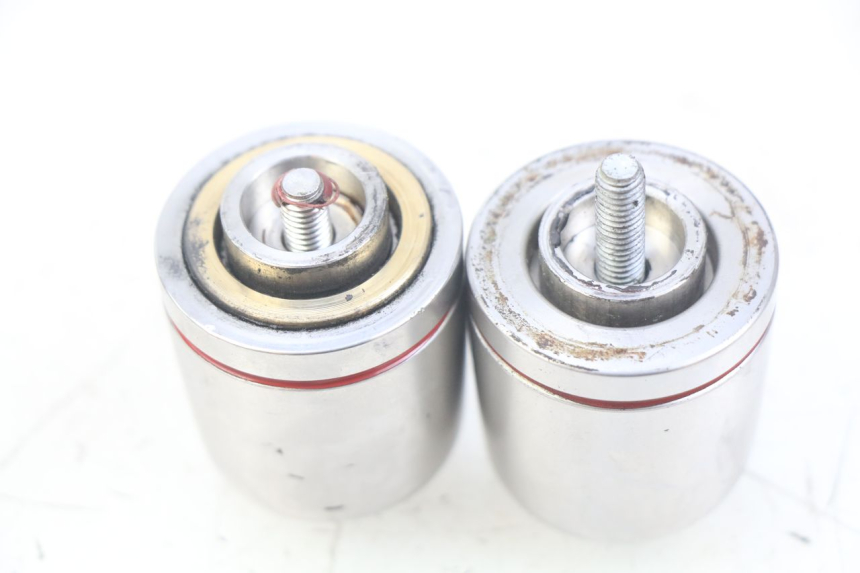 photo de EXTREMOS MANILLAR YAMAHA FJR ABS 1300 (2006 - 2012) - Detalle de la pieza