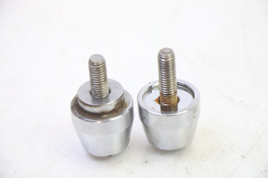 photo de EXTREMOS MANILLAR KYMCO GRAND DINK 125 (2008 - 2014) - Primer plano técnico