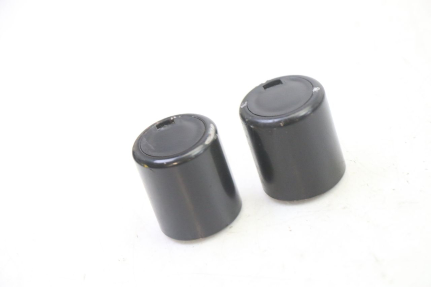 photo de EXTREMOS MANILLAR SUZUKI GSR 750 (2011 - 2017) - Vista principal