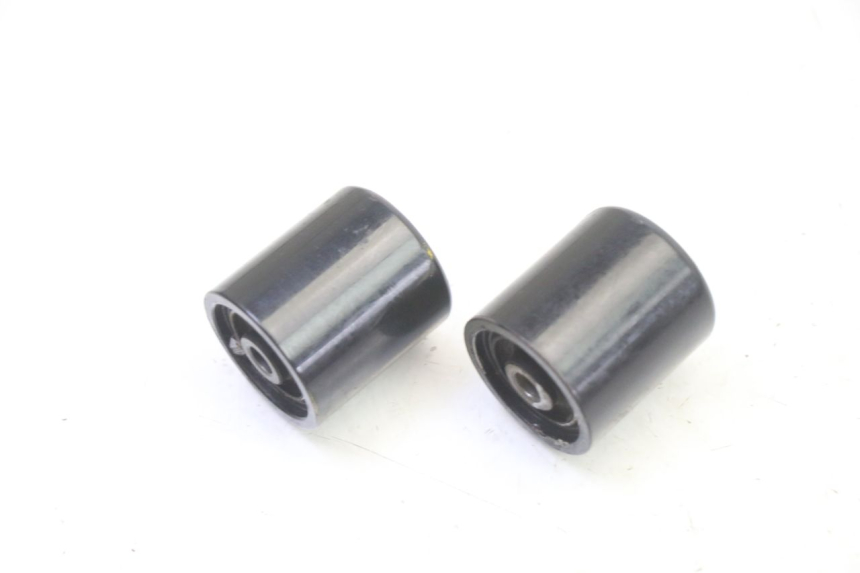 photo de EXTREMOS MANILLAR SUZUKI GSR 750 (2011 - 2017) - Zoom estado de uso