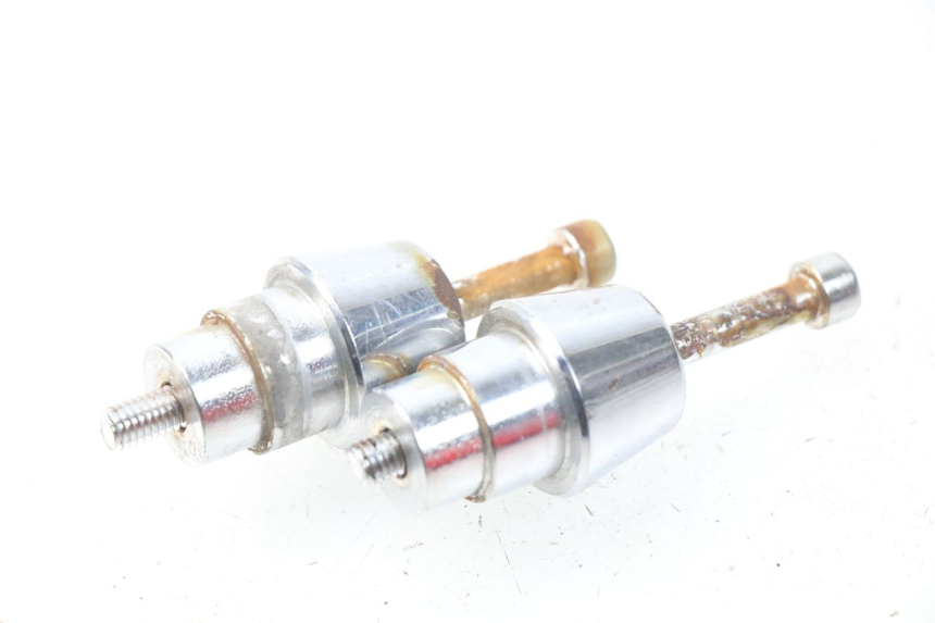 photo de PUNTA DE MANILLAR PEUGEOT KISBEE 2T 50 (2010 - 2017) - Otra perspectiva