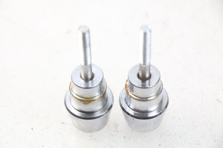 photo de EXTREMOS MANILLAR PEUGEOT KISBEE 4T 50 (2018 - 2022) - Detalle de la pieza