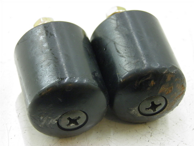 photo de EXTREMOS MANILLAR KYMCO QUANNON NAKED 125 (2010) - Vista principal