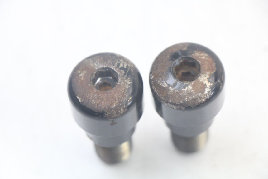 photo de PUNTA DE MANILLAR YAMAHA MT-07 MT07 ABS 700 (2014 - 2017) - Primer plano técnico