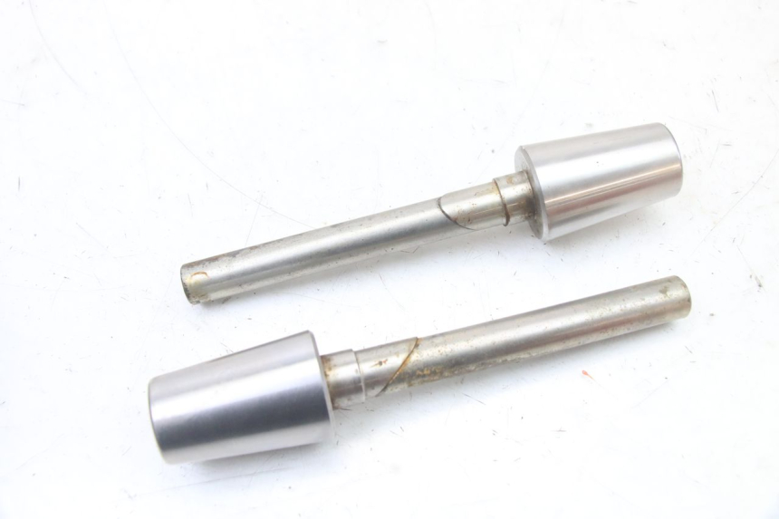 photo de EXTREMOS MANILLAR PEUGEOT SATELIS COMPRESSOR K15 125 (2006 - 2009) - Primer plano técnico