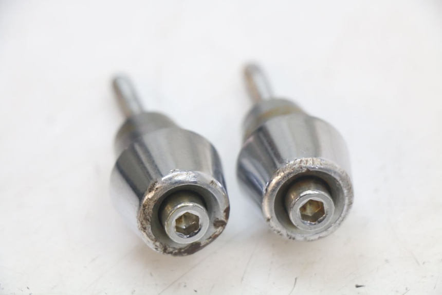 photo de PUNTA DE MANILLAR PEUGEOT STREETZONE 4T 50 (2018 - 2023) - Detalle de la pieza