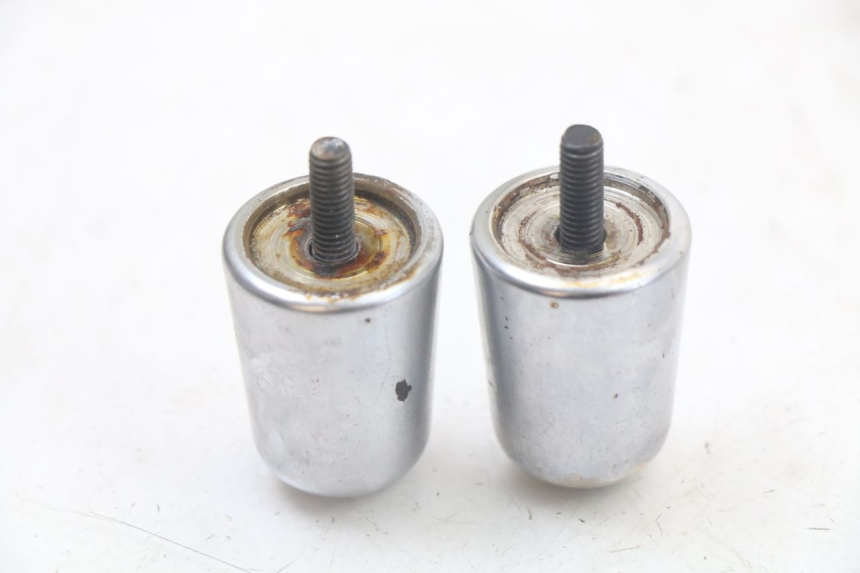 photo de EXTREMOS MANILLAR PIAGGIO BEVERLY 125 (1998 - 2005) - Primer plano técnico