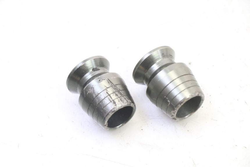 photo de EXTREMOS MANILLAR MAG POWER R-STREET 50 (2016 - 2025) - Detalle de la pieza