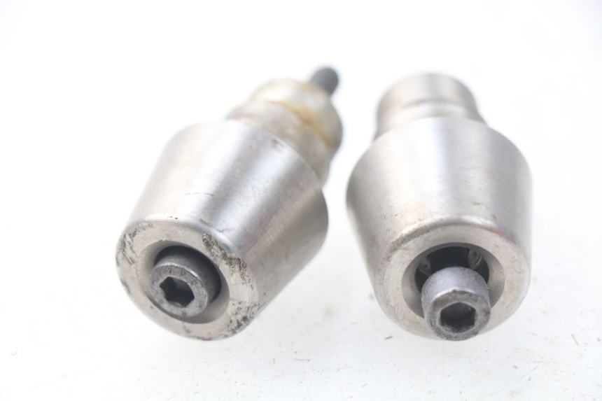 photo de EXTREMOS MANILLAR PEUGEOT SATELIS 300 (2012 - 2015) - Zoom estado de uso