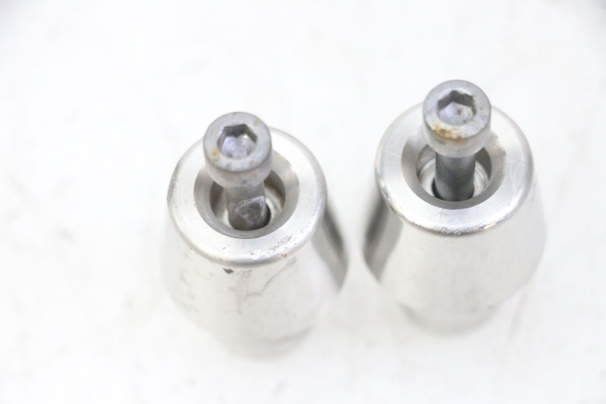 photo de EXTREMOS MANILLAR PEUGEOT SATELIS 125 (2013 - 2018) - Detalle de la pieza