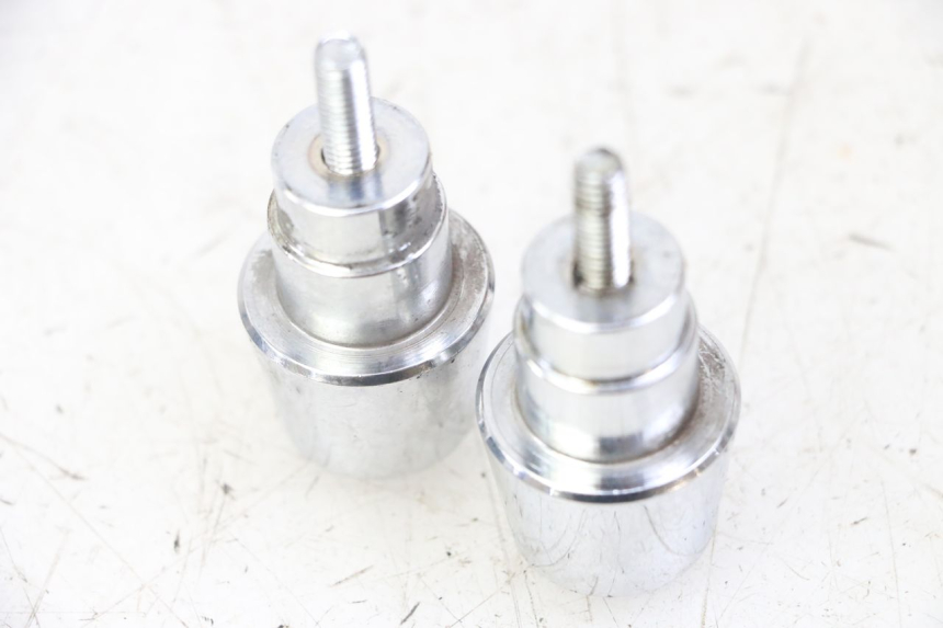 photo de EXTREMOS MANILLAR PEUGEOT SATELIS 125 (2013 - 2018) - Otra perspectiva