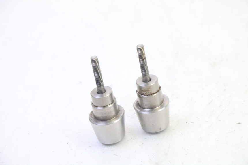 photo de PUNTA DE MANILLAR PEUGEOT SATELIS 125 (2006 - 2009) - Primer plano técnico