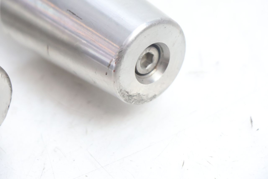 photo de PUNTA DE MANILLAR PEUGEOT SATELIS 125 (2006 - 2009) - Recambio usado revisado
