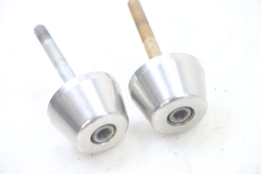 photo de EXTREMOS MANILLAR APRILIA SCARABEO GT TOURING 125 (1999 - 2005) - Detalle de la pieza