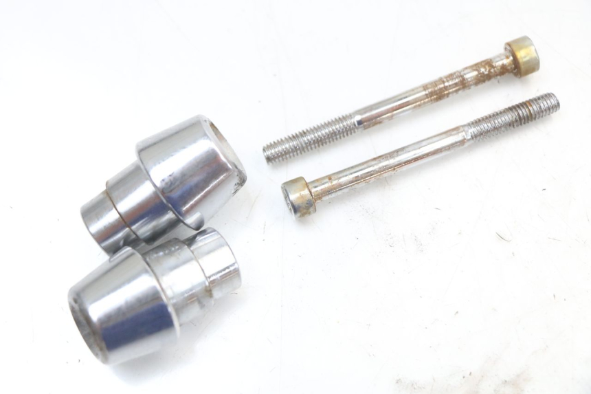 photo de EXTREMOS MANILLAR PEUGEOT STREETZONE I 2T 50 (2018 - 2020) - Primer plano técnico