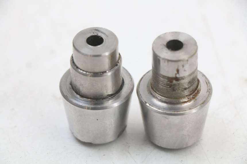 photo de EXTREMOS MANILLAR PEUGEOT TWEET 125 (2018 - 2021) - Otra perspectiva