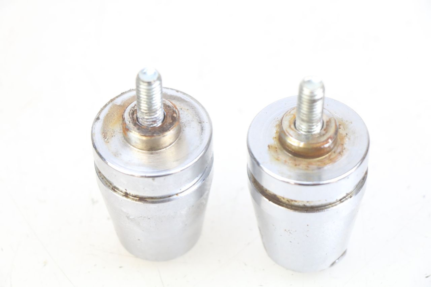 photo de PUNTA DE MANILLAR DAELIM VJ ROADWIN FI 125 (2008 - 2017) - Zoom estado de uso